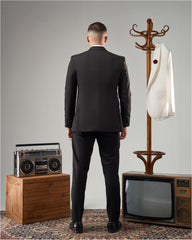 THE BLACK LUXE LAPEL SUIT