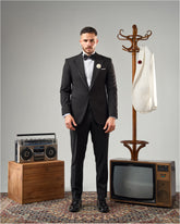THE BLACK LUXE LAPEL SUIT